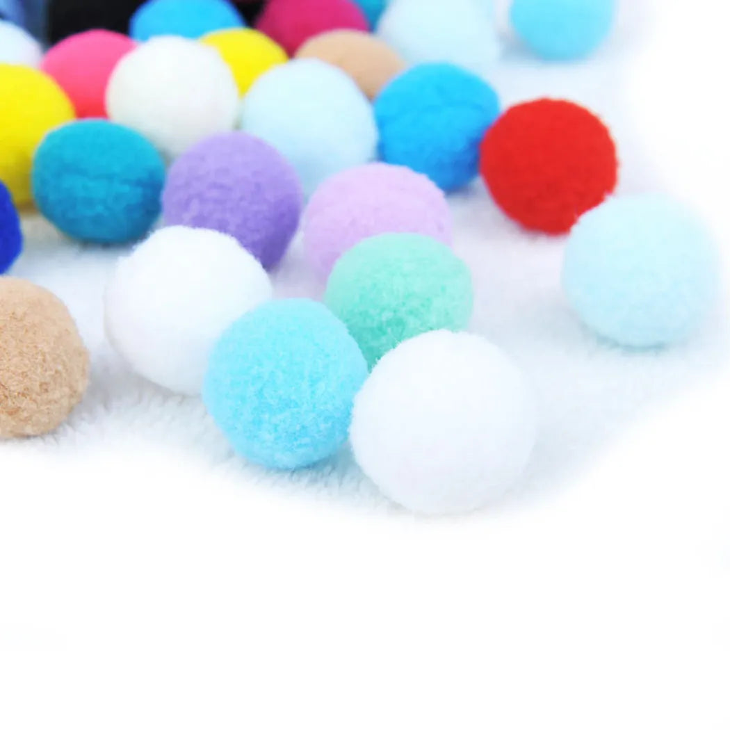 BALLE EN PELUCHE POUR CHAT POMPONS 30/70 Piéces
