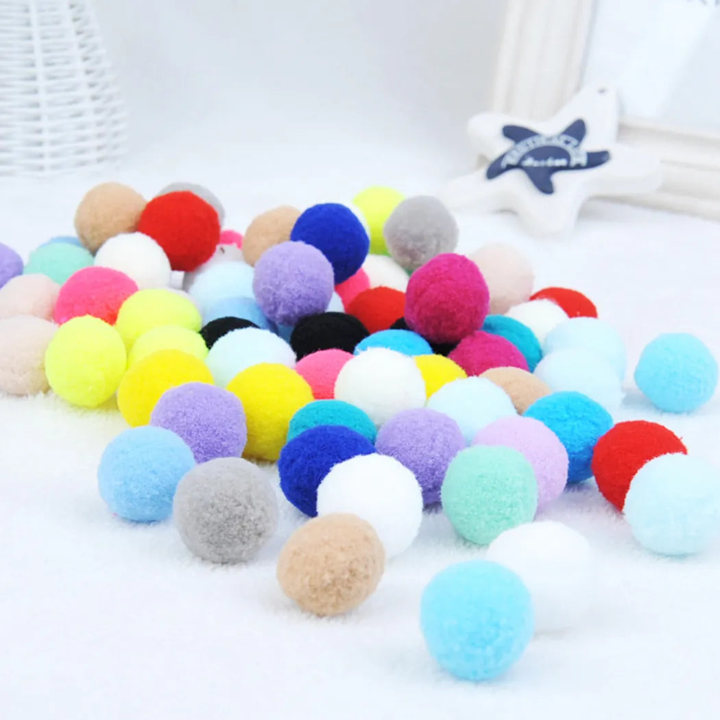 BALLE EN PELUCHE POUR CHAT POMPONS 30/70 Piéces