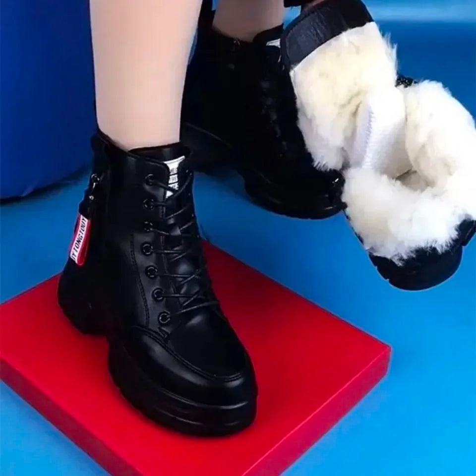 Bottes en cuir Ă plateforme haute pour femmes