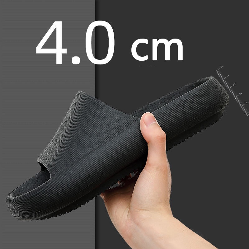 Tongs de plage décontractées pour hommes et femmes.