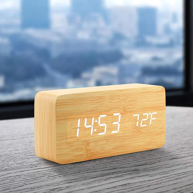 Réveil numérique Horloge de table LED en bois avec température pour chambre à coucher Bureau de voyage