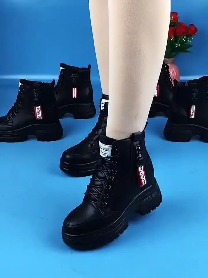 Bottes en cuir Ă plateforme haute pour femmes