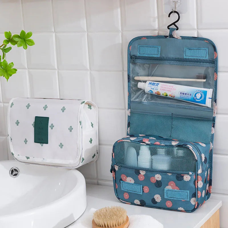 OrgaWise Trousse de Toilette Femme Pliable Étanche, Portable Trousse de Toilette Multifonction, Envoyer Un Joli Petit Sac (Daisy Bleu)