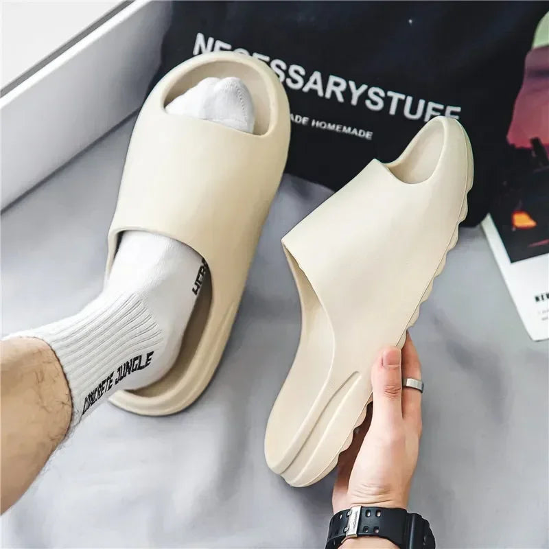 Pantoufles de Douche Sandales Confortable Maison Chaussons de Bain Antidérapant Chaussures de Piscine Plage Pantoufles Plateforme