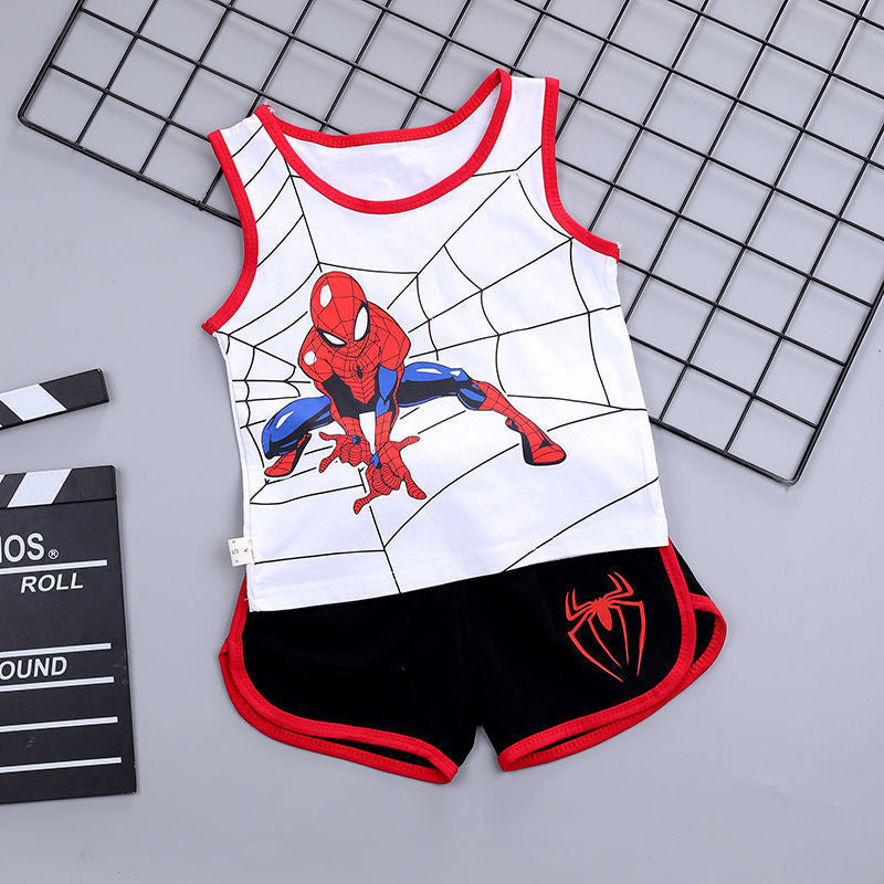 Un ensemble de vétements pour enfants.coton.