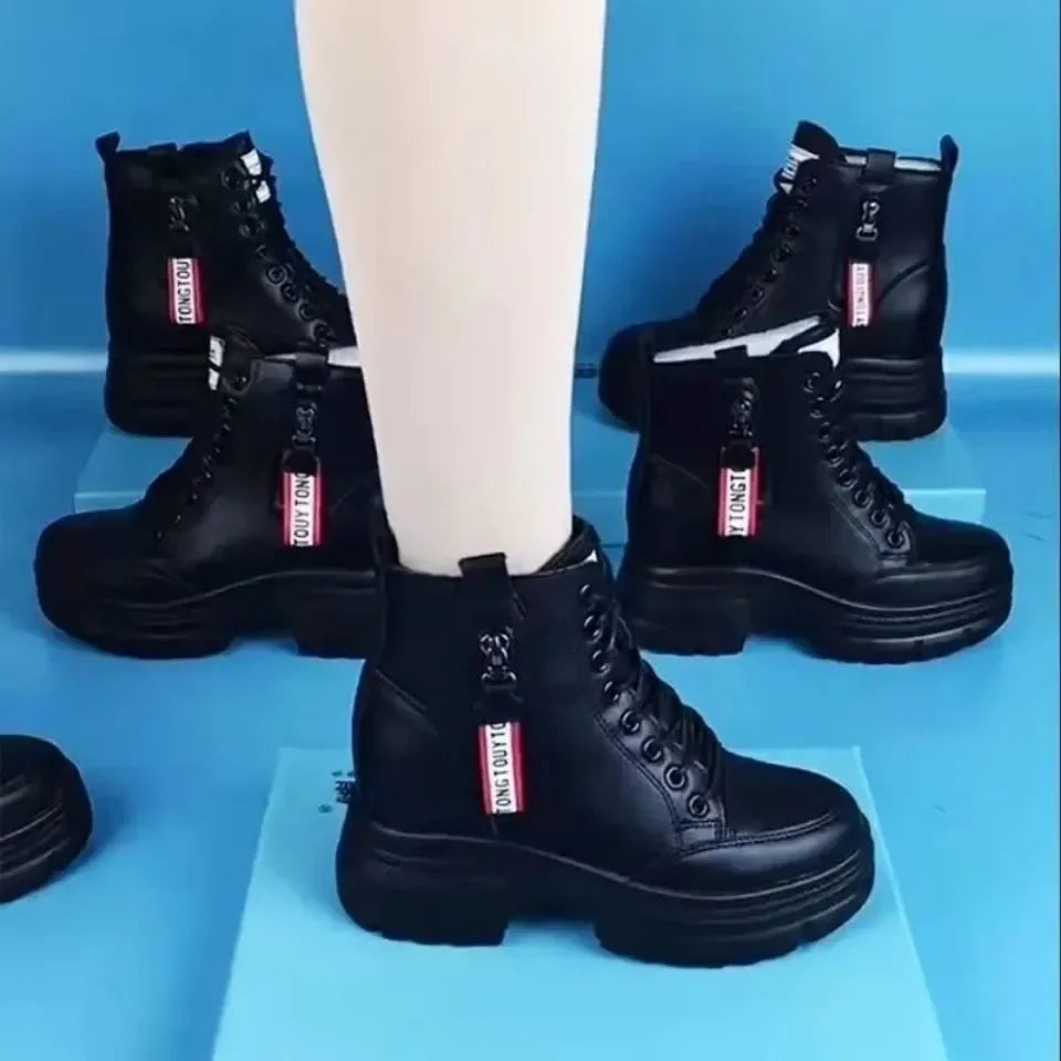 Bottes en cuir Ă plateforme haute pour femmes
