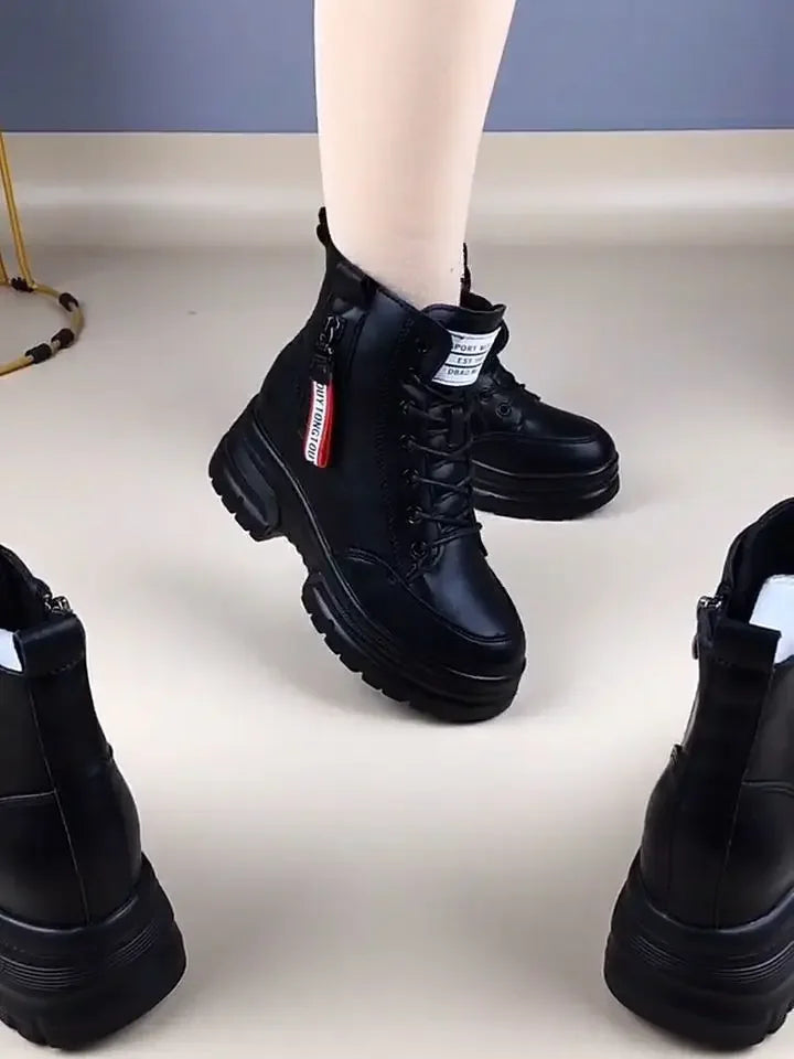 Bottes en cuir Ă plateforme haute pour femmes