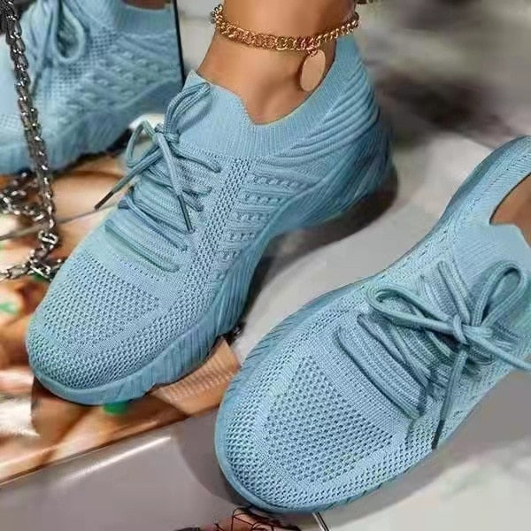 basket-femme-blue-clair-confortable
