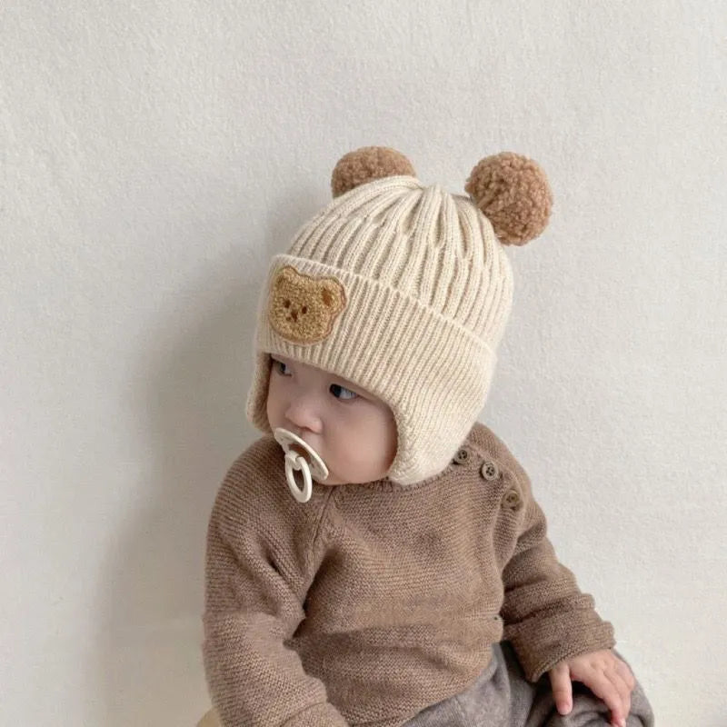 bonnet-bebe-hiver-en-maille-ourson-soldes-dhiver-beige