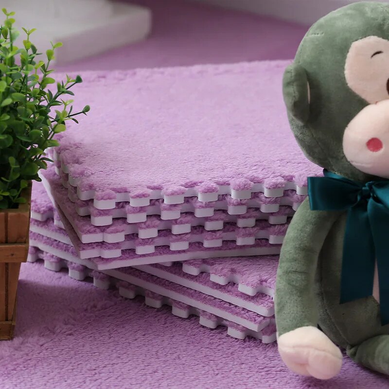 tapis-en-peluche-violet-clair