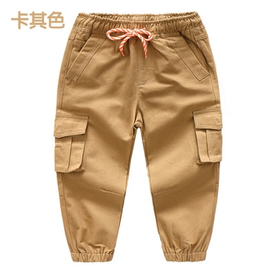 Pantalon cargo long décontracté pour enfants.