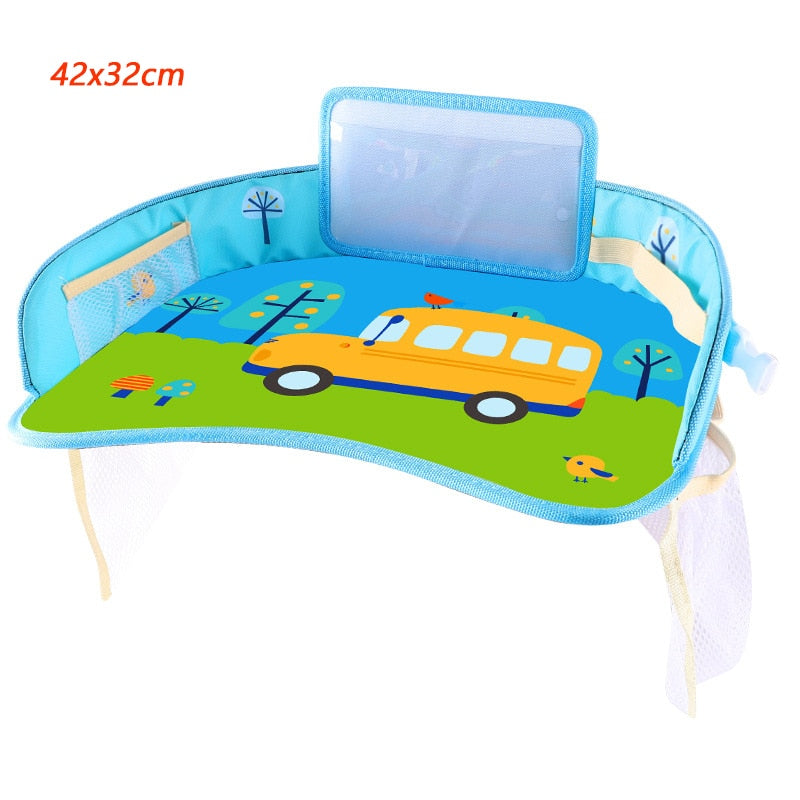 Plateau rangement voiture enfant.