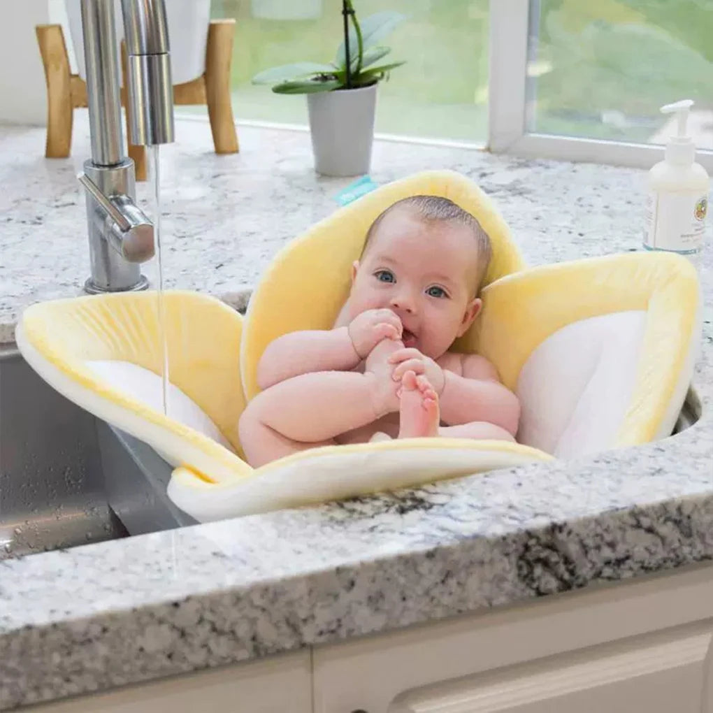 Siège de bain en fleurs pour bébé, confortable