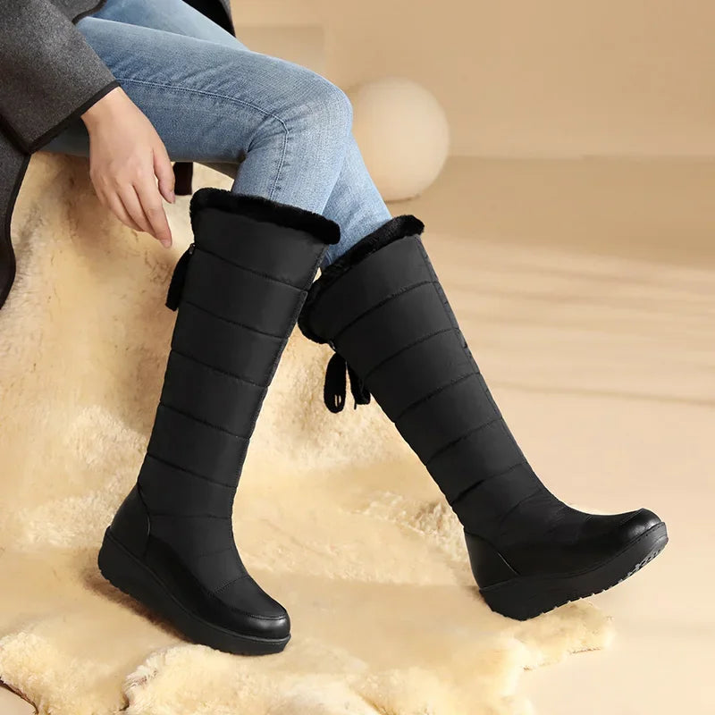 Bottes de neige compensées au genou pour femmes et filles, chaussures de pluie pour dames, noir et blanc, fourrure chaude, peluche, décontracté, imperméable, hiver