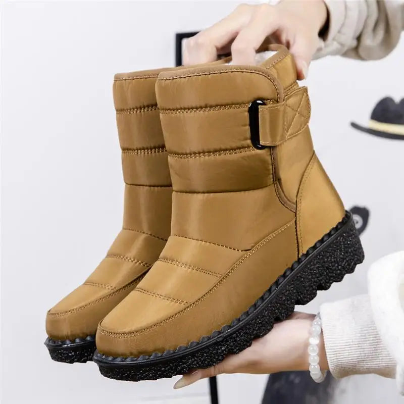 bottes-de-neige-femme-jaune-chaud