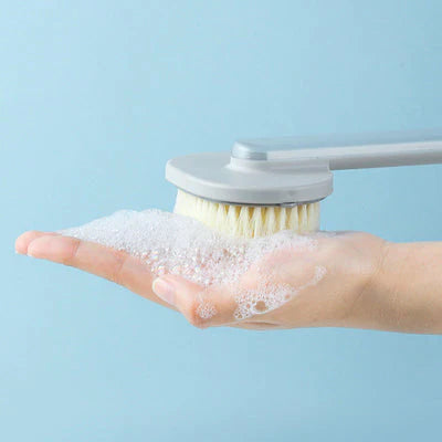 brosse-de-douche-fille