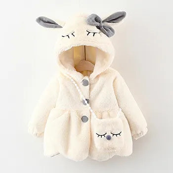 manteau-peluche-en-capuche-avec-sac-a-main-dessin-lapin