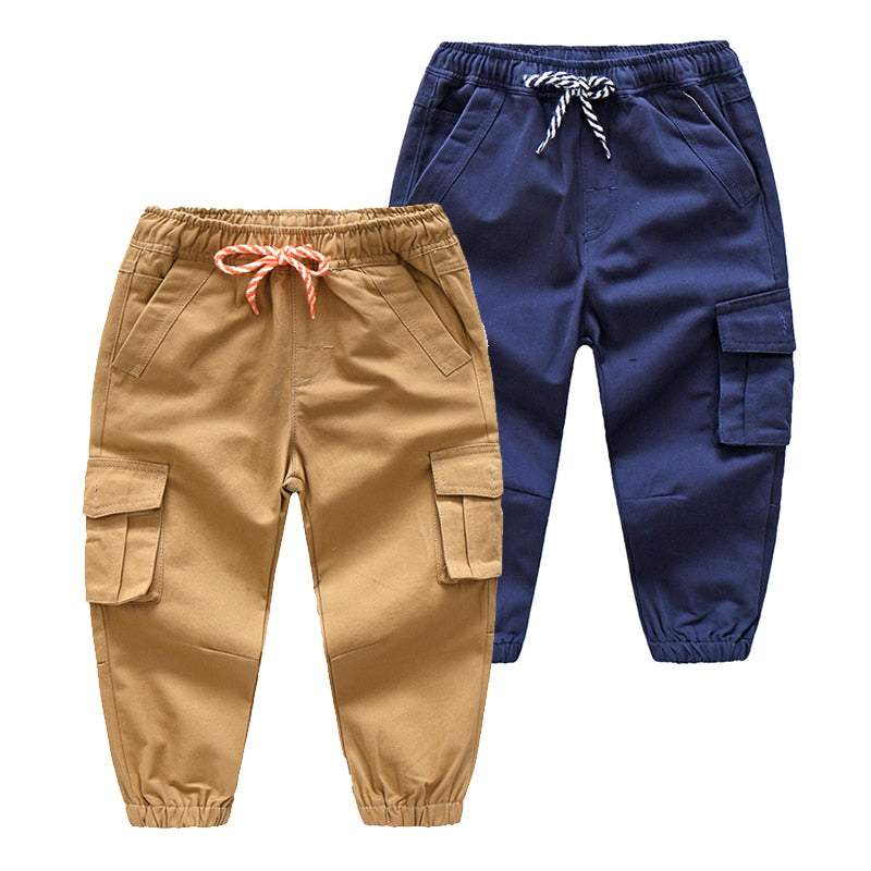 Pantalon cargo long décontracté pour enfants.